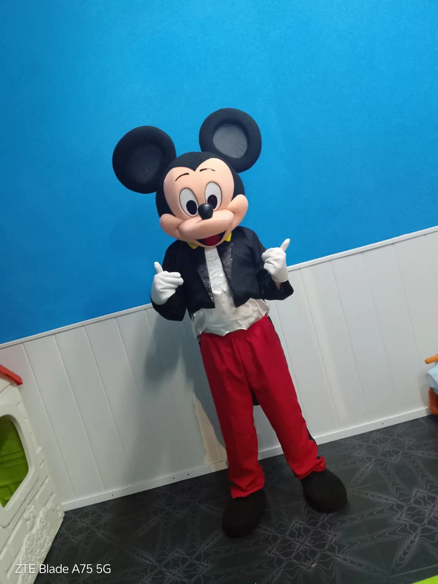 Animación con Mickey en Oceanic Park